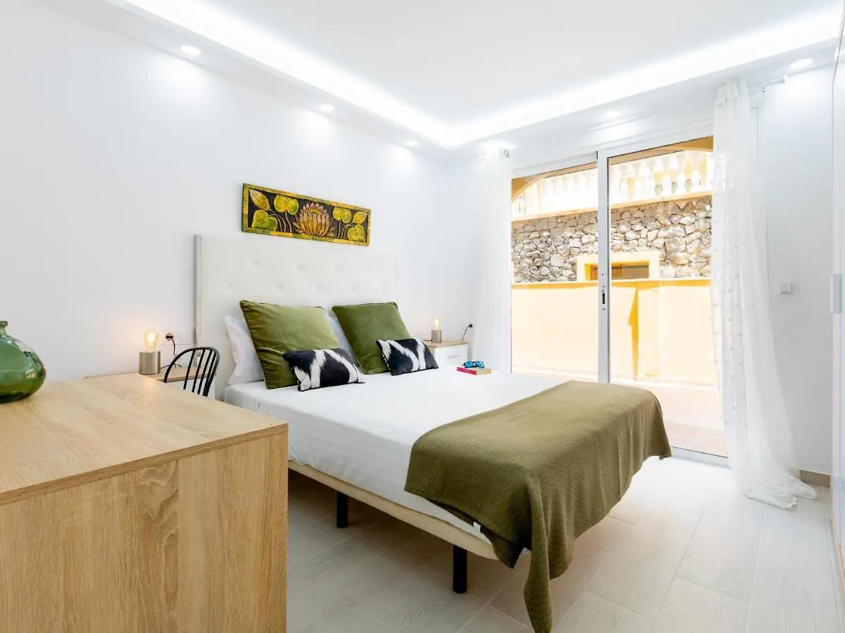 9 Parque Tropical Apartamento Los Cristianos 0*, ロスクリスティアーノス スペイン